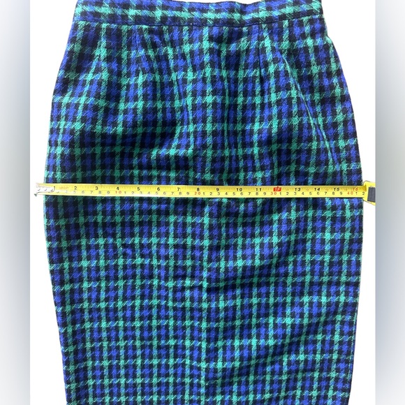 Vintage Plaid Pencil Skirt in Blue & Green - Picture 4 of 6